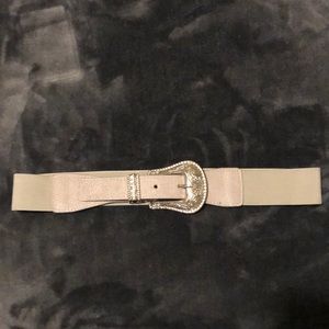 silver buckle belt